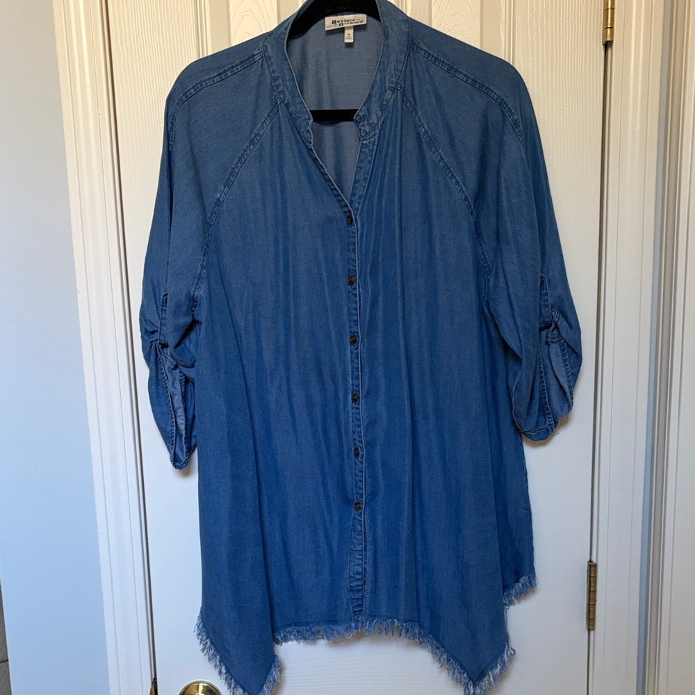 Universal Thread Indigo Button-Down Shirt